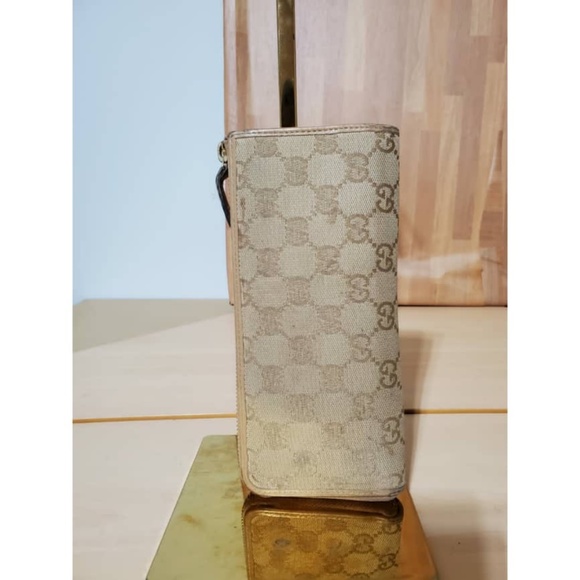 Authentic GUCCI Calfskin Monogram Zip Around Wallet Tan - Picture 2 of 8